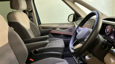 Volkswagen Multivan 2.0 TDI Style 5dr LWB DSG Diesel Estate